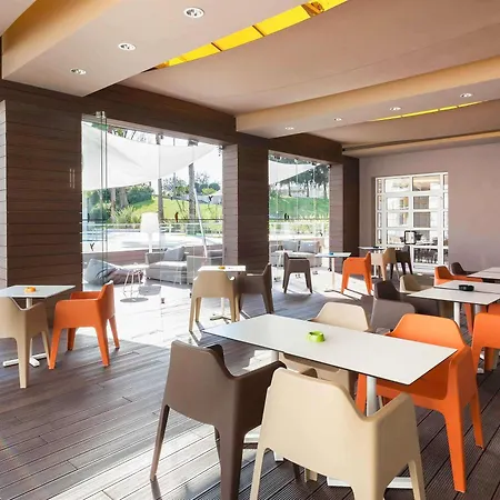 فندق Novotel سيتوبال