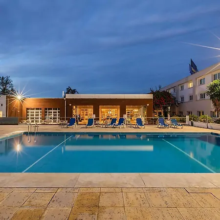 Novotel Hotel 4*