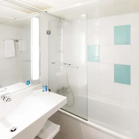 Novotel Hotel 4*