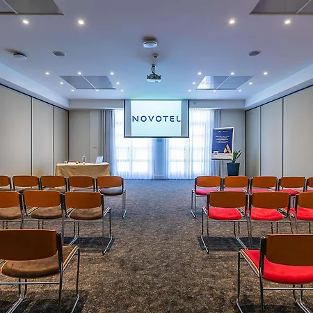 Отель Novotel