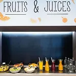 塞图巴尔诺富特酒店 4*