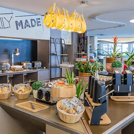 Novotel Szálloda 4*