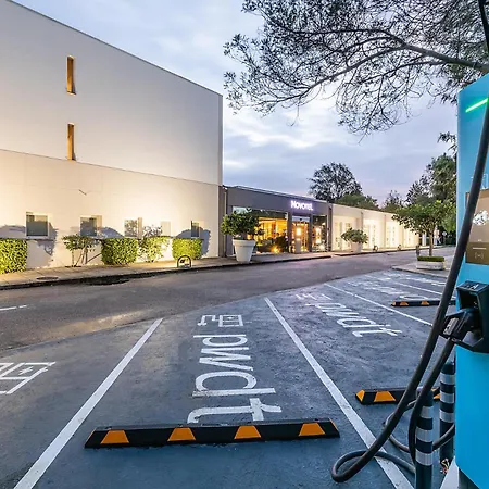 Szálloda Novotel Setúbal