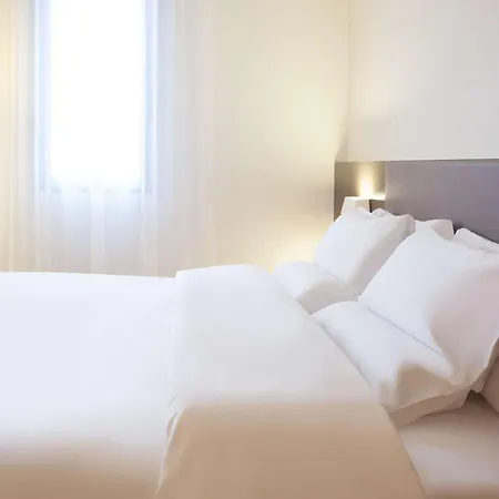 Novotel Hotel 4*