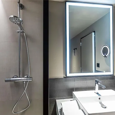 Novotel 4*