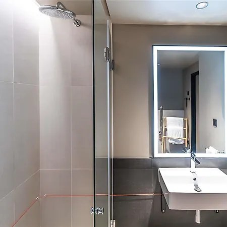 Novotel Отель Сетубал