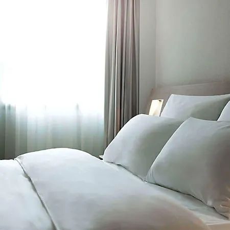 Novotel