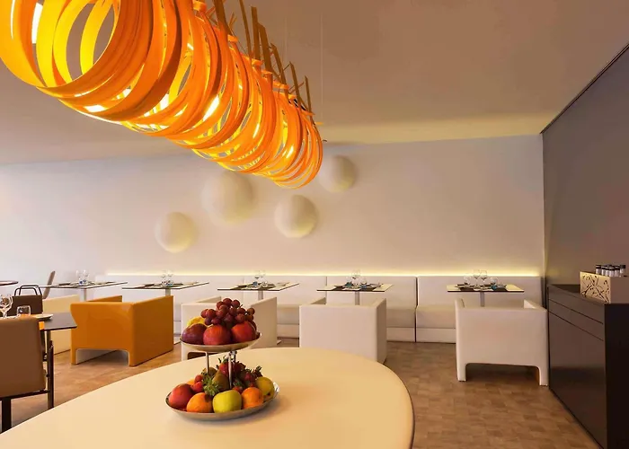 Novotel Ξενοδοχείο Σετούμπαλ
